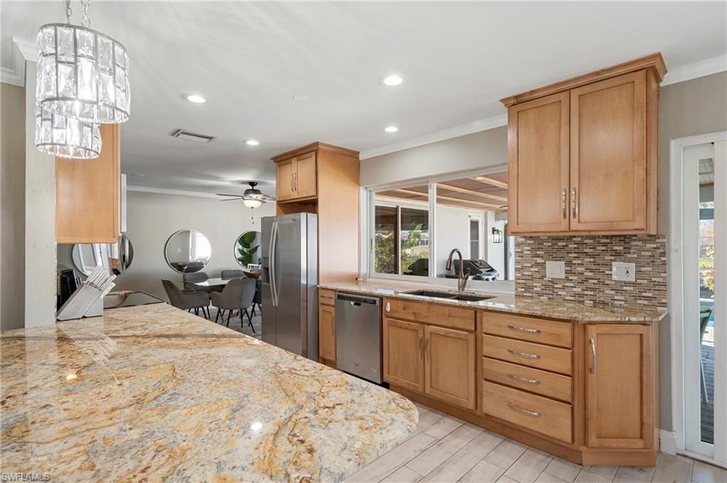 Image 27 of property listing at 1936 SE 31st TER, Cape Coral, FL 33904