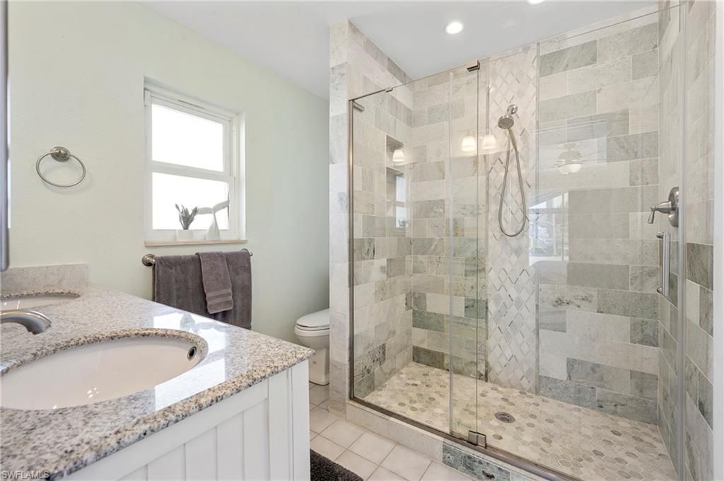 Image 39 of property listing at 1936 SE 31st TER, Cape Coral, FL 33904