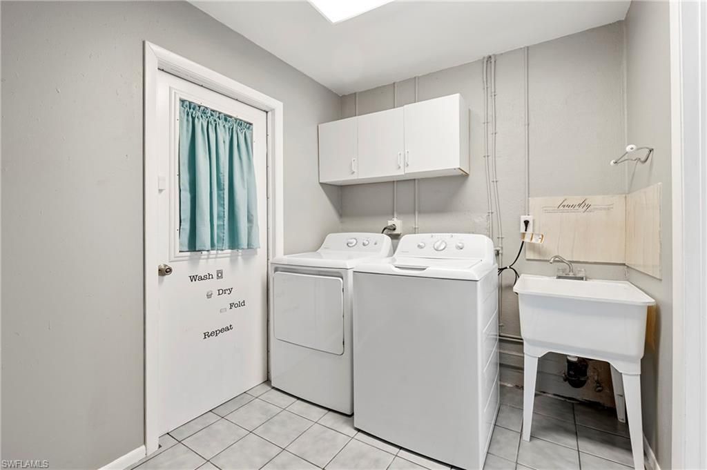 Image 41 of property listing at 1936 SE 31st TER, Cape Coral, FL 33904