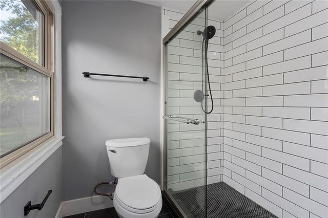 12205 E 46th Street S, Independence, MO 64055