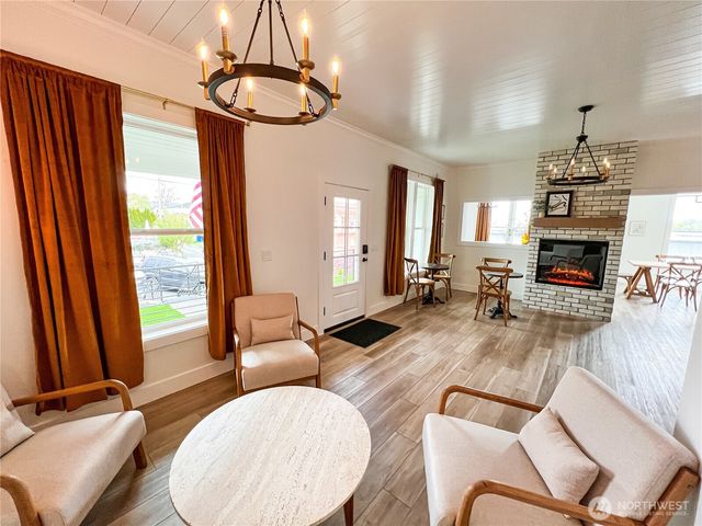 112 Avenue A, Snohomish, WA 98290