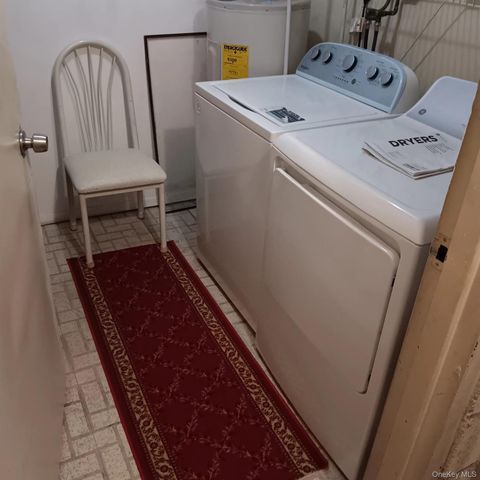 200 Hilton Avenue 30, Hempstead, NY 11550