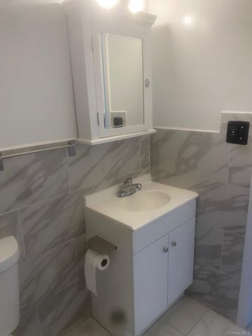 200 Hilton Avenue 30, Hempstead, NY 11550