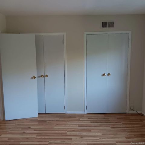 200 Hilton Avenue 30, Hempstead, NY 11550