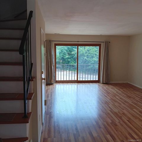 200 Hilton Avenue 30, Hempstead, NY 11550