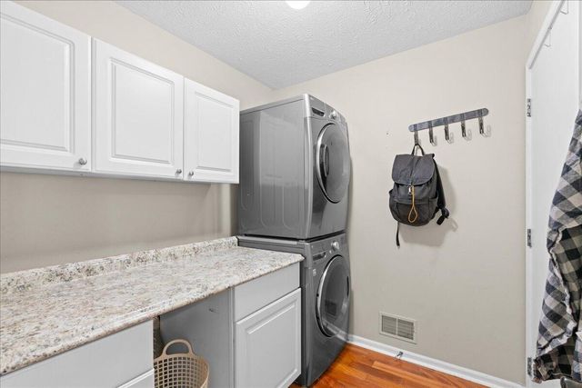 603 Cattail Lane, Pinckney, MI 48169