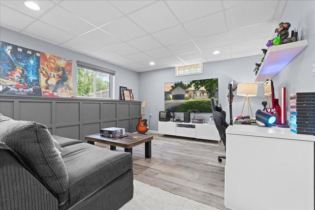 603 Cattail Lane, Pinckney, MI 48169