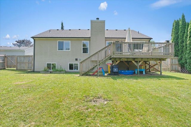 603 Cattail Lane, Pinckney, MI 48169