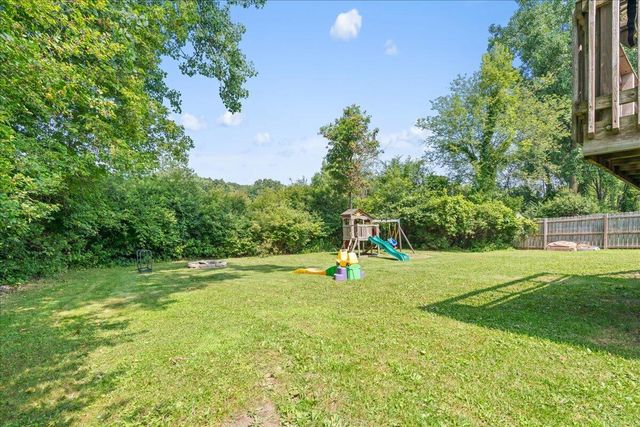603 Cattail Lane, Pinckney, MI 48169