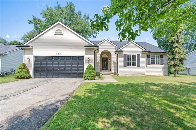 603 Cattail Lane, Pinckney, MI 48169