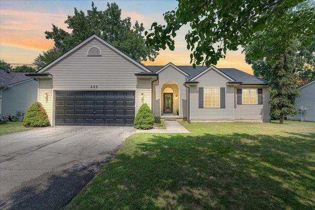 603 Cattail Lane, Pinckney, MI 48169