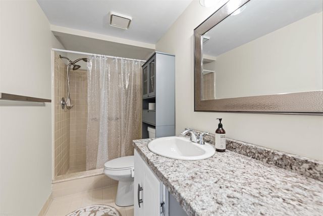 417 Country Club Drive, Saint Clair Shores, MI 48082