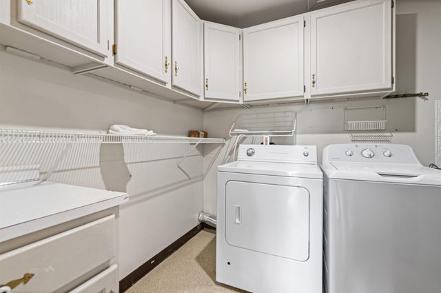 417 Country Club Drive, Saint Clair Shores, MI 48082