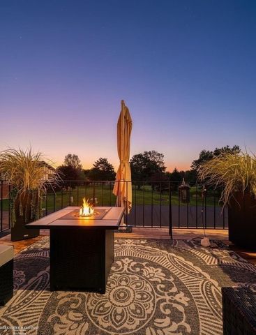 417 Country Club Drive, Saint Clair Shores, MI 48082