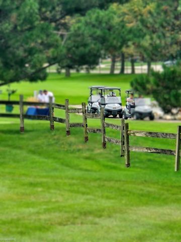 417 Country Club Drive, Saint Clair Shores, MI 48082