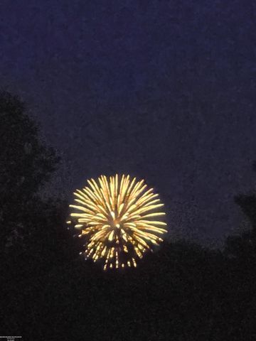 417 Country Club Drive, Saint Clair Shores, MI 48082