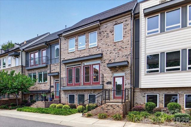 2115 Garabrandt Lane, Charlotte, NC 28204