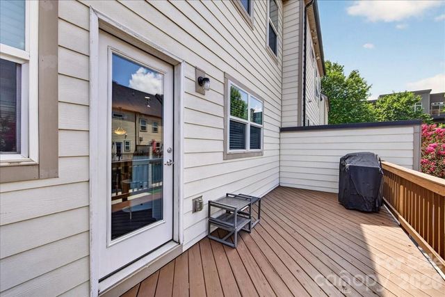 2115 Garabrandt Lane, Charlotte, NC 28204