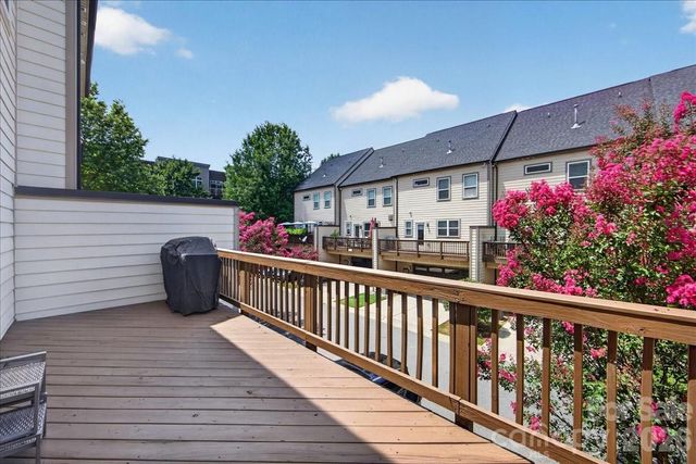 2115 Garabrandt Lane, Charlotte, NC 28204