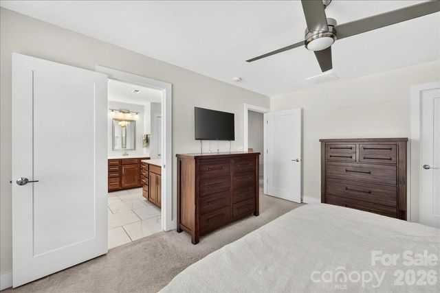 2115 Garabrandt Lane, Charlotte, NC 28204