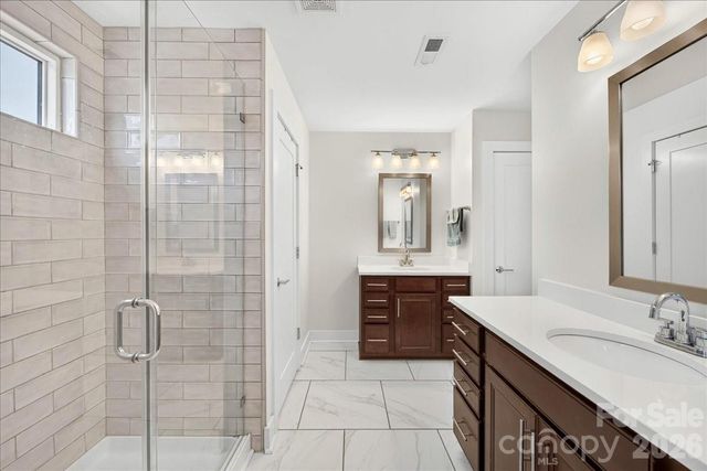 2115 Garabrandt Lane, Charlotte, NC 28204