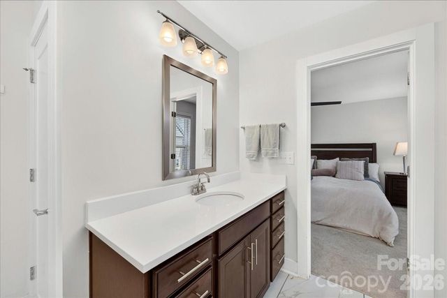 2115 Garabrandt Lane, Charlotte, NC 28204