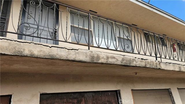 1004 N Poinsettia, Compton, CA 90221