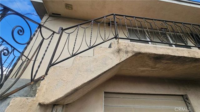 1004 N Poinsettia, Compton, CA 90221