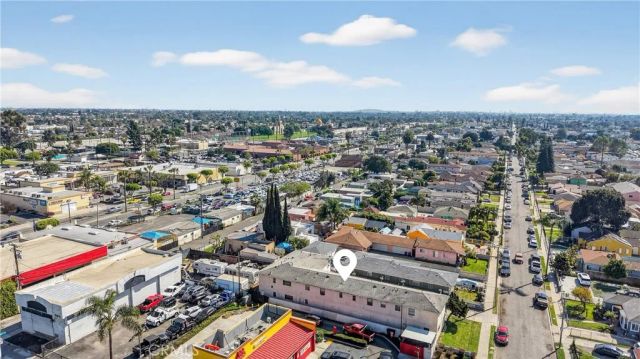 1004 N Poinsettia, Compton, CA 90221