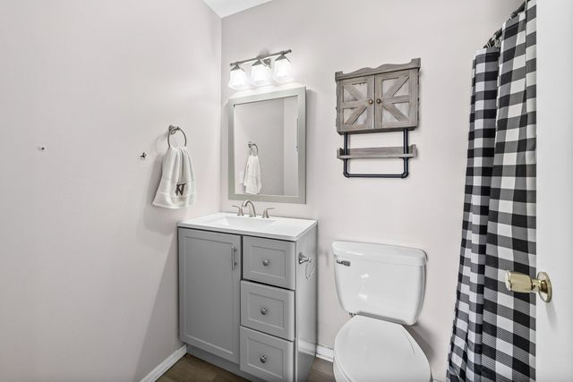 420 Sideline Dr, Oak Grove, KY 42262