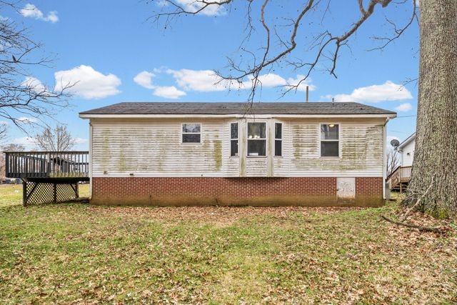 420 Sideline Dr, Oak Grove, KY 42262