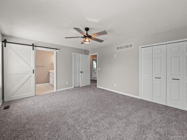 6866 Serenity Drive, Troy, MI 48098