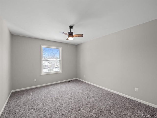 6866 Serenity Drive, Troy, MI 48098