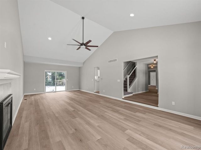 6866 Serenity Drive, Troy, MI 48098