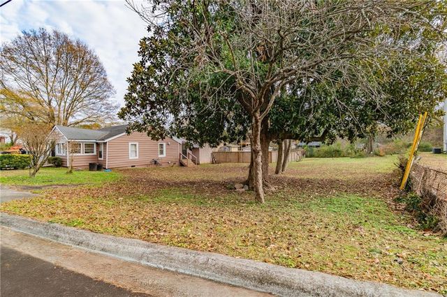 2582 Argo Drive SE, Smyrna, GA 30080