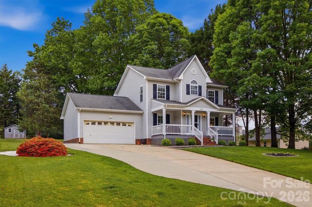 612 35th Street NE, Conover, NC 28613