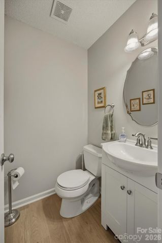 612 35th Street NE, Conover, NC 28613