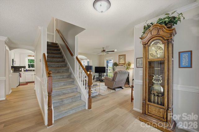 612 35th Street NE, Conover, NC 28613