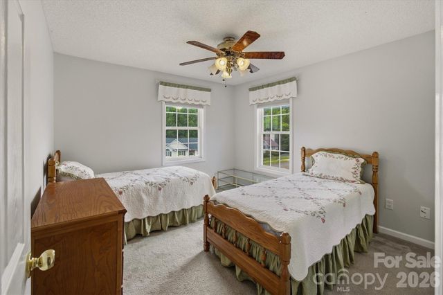 612 35th Street NE, Conover, NC 28613