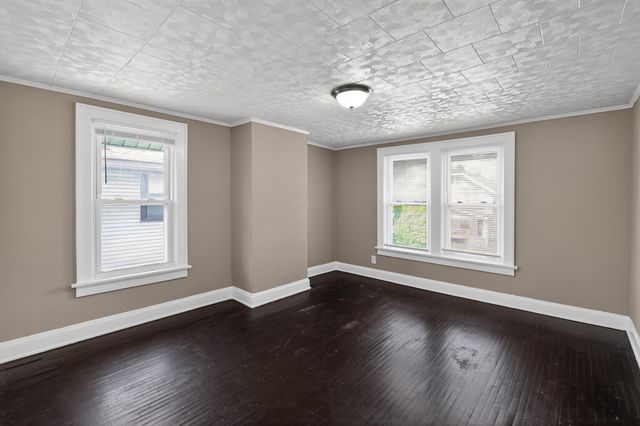 189 N Powell Avenue, Columbus, OH 43204