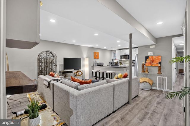 1761 WILLARD ST NW, Washington, DC 20009