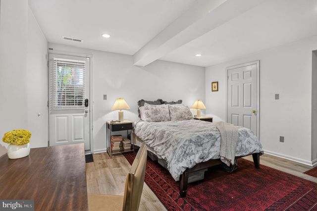 1761 WILLARD ST NW, Washington, DC 20009