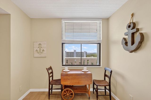 5061 N Highway A1a 905, Hutchinson Island, FL 34949