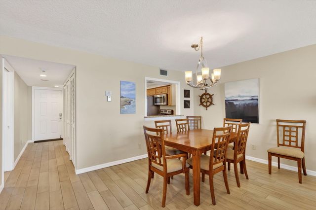 5061 N Highway A1a 905, Hutchinson Island, FL 34949