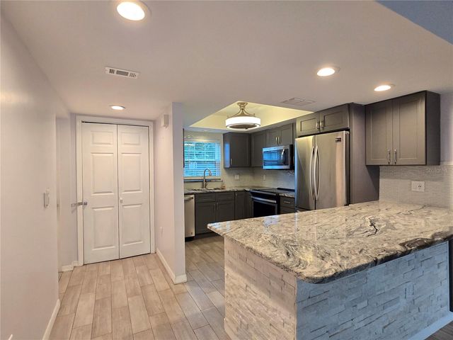 12900 VONN ROAD A101, Largo, FL 33774