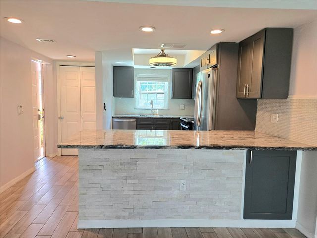 12900 VONN ROAD A101, Largo, FL 33774