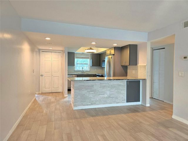 12900 VONN ROAD A101, Largo, FL 33774