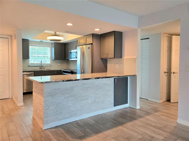 12900 VONN ROAD A101, Largo, FL 33774