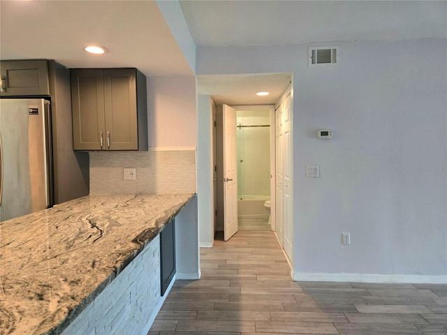 12900 VONN ROAD A101, Largo, FL 33774