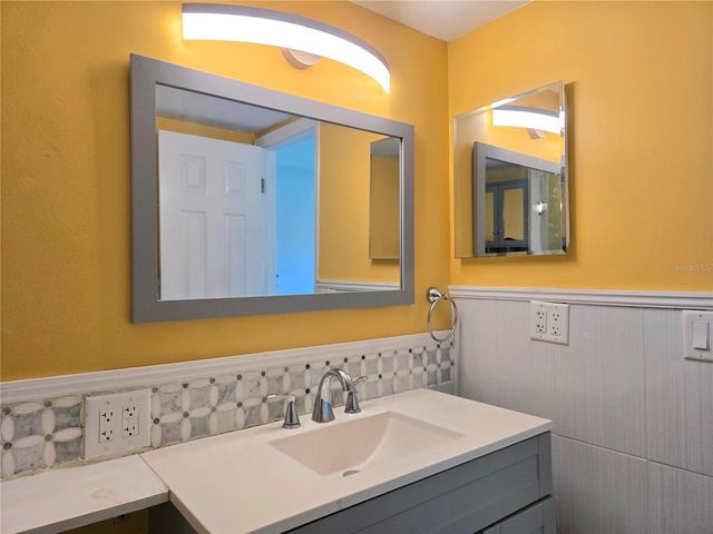 12900 VONN ROAD A101, Largo, FL 33774
